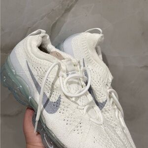 Brand New Nike White Knit Vapormax Sneakers